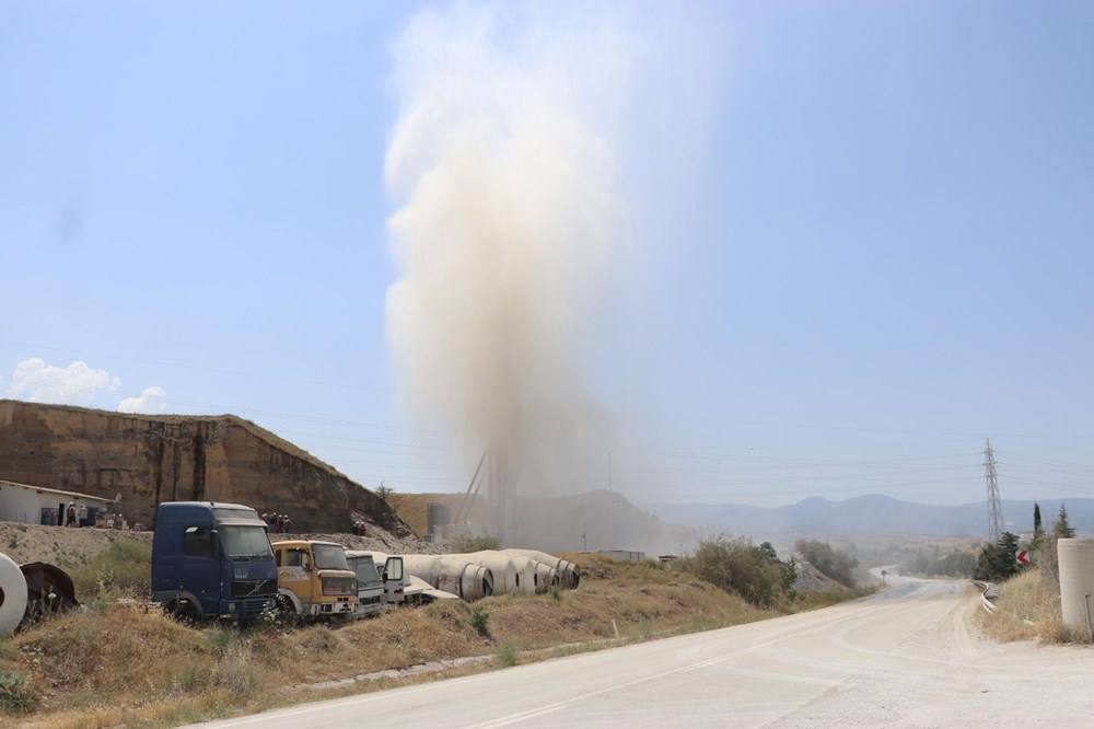 Sondaj çalışması sırasında patlama: Hidrojen sülfür gazı çevreye yayıldı - Son Dakika Türkiye Haberleri | NTV Haber