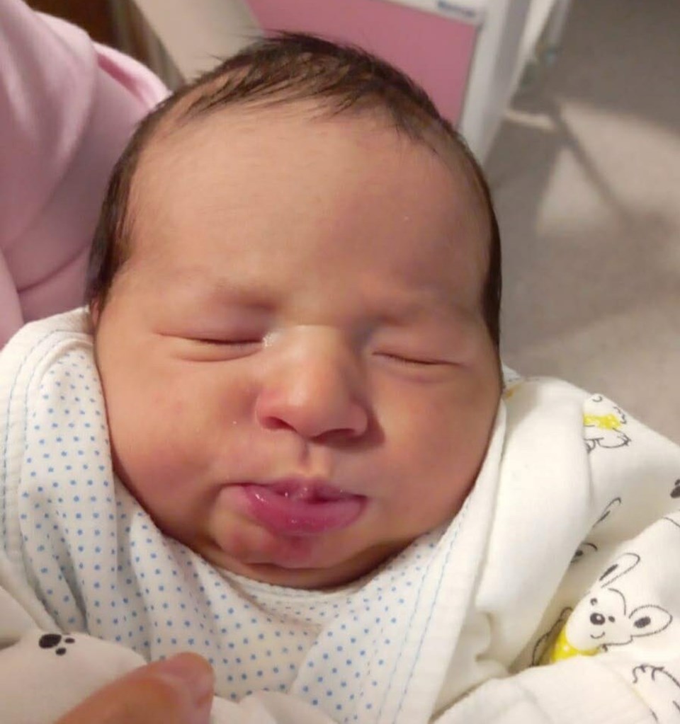 Datça'da 20 yıl aradan sonra hastanede bebek dünyaya geldi - 1