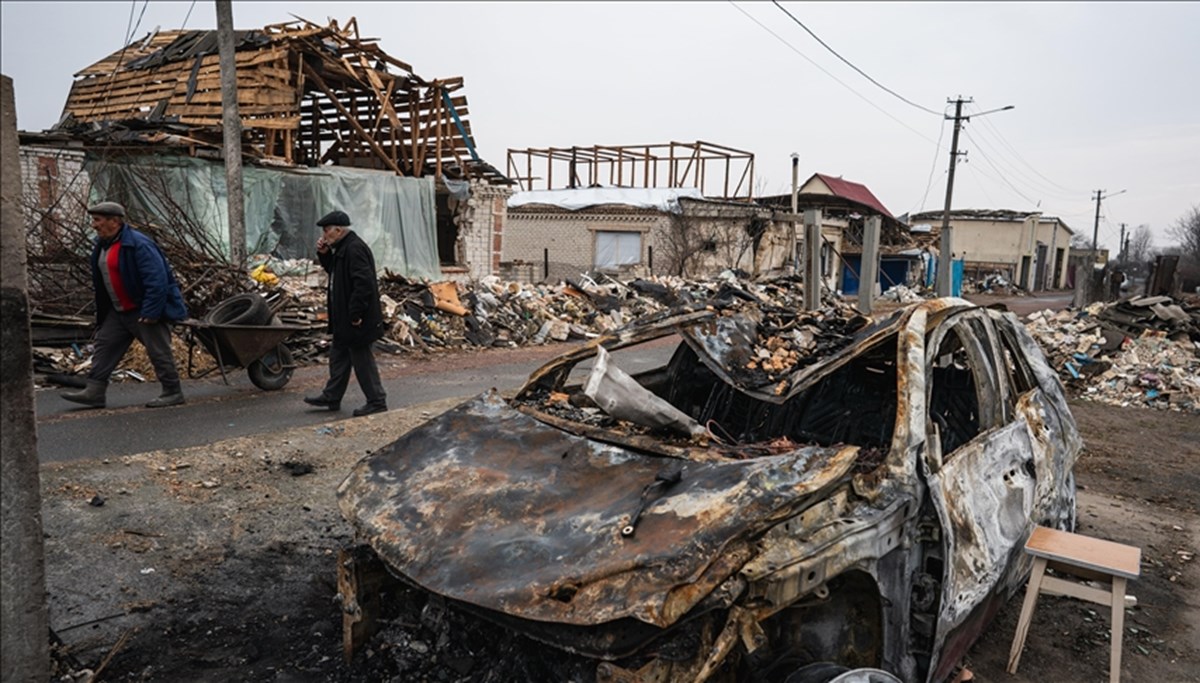 Ukrayna, Herson'u vurdu: 22 ölü, 15 yaralı Ukrayna, Herson'u vurdu: 22 ölü, 15 yaralı