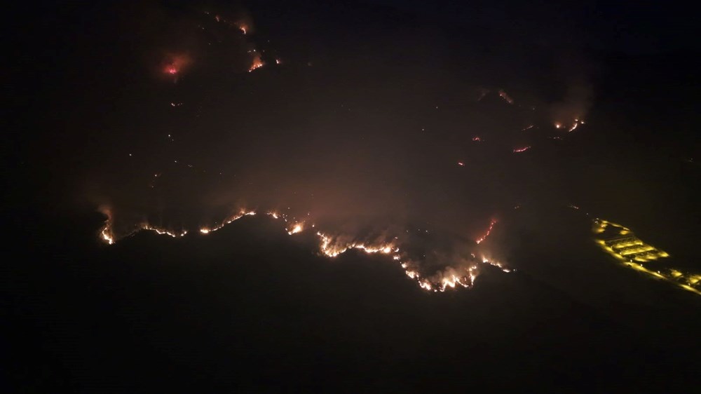 Mersin ve Hatay'da yangın: 5 ilden takviye geldi, kara yolu kapatıldı - 7