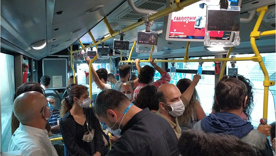 metrobuste sosyal mesafesiz yolculuk ntv
