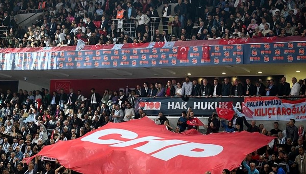 CHP'de tüzük kurultayı hazırlığı: Özel Kılıçdaroğlu'nu ziyaret edecek CHP'de tüzük kurultayı hazırlığı: Özel Kılıçdaroğlu'nu ziyaret edecek