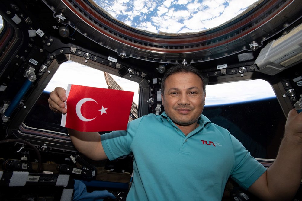 İlk Türk astronot Alper Gezeravcı ve Axiom-3 ekibi Dünya'ya ne zaman dönecek? SpaceX'ten yeni açıklama - 5