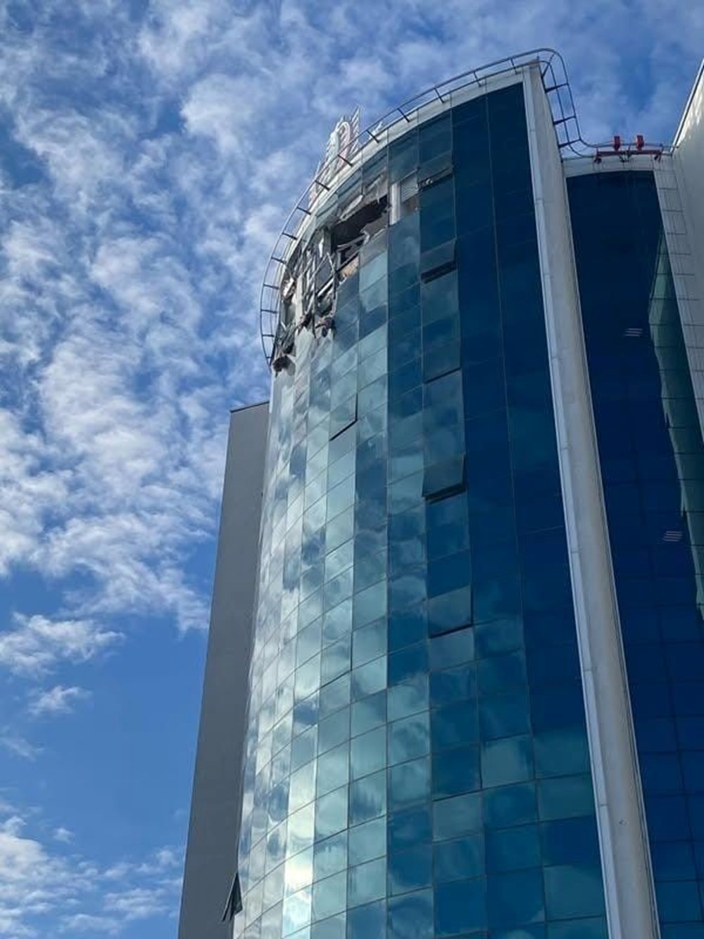 Muğla'da hastaneye çarpan helikopter düştü - 2