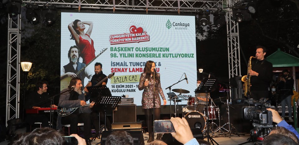 Ankara'nın başkent oluşunun 98’inci yılı kutlamalarında saz ile caz buluştu - 1
