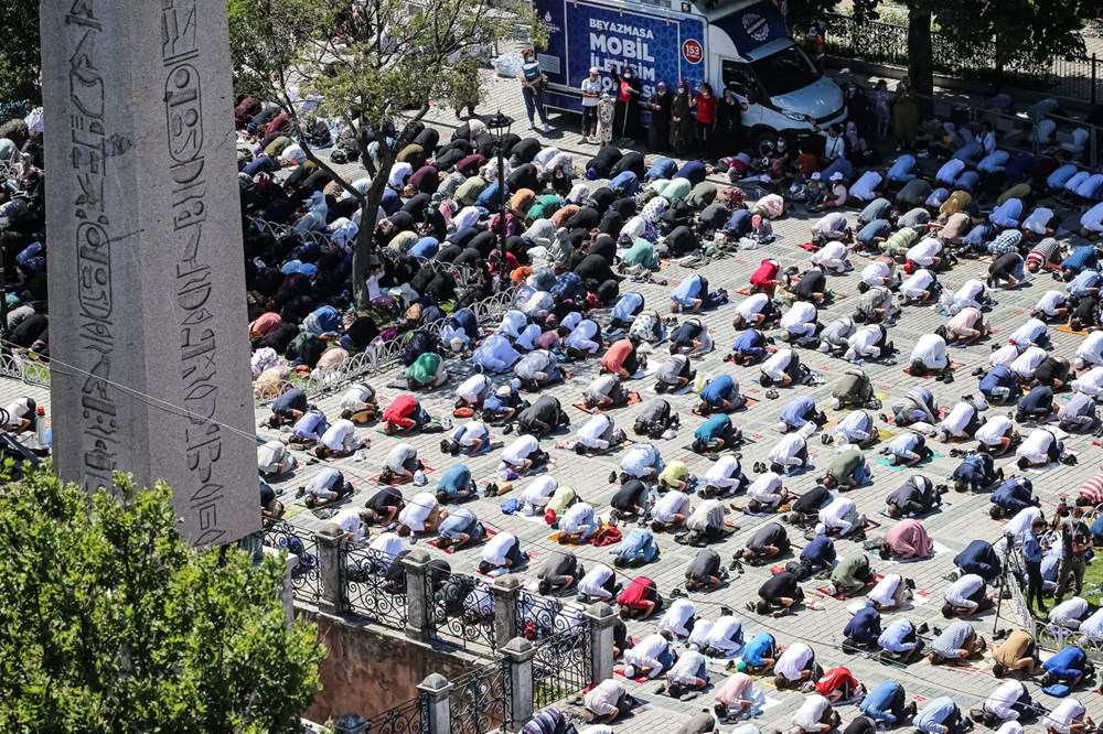 Ayasofya-i Kebir Camii Şerifi ibadete açıldı (Ayasofya'da 86 yıl sonra ilk namaz) - 28