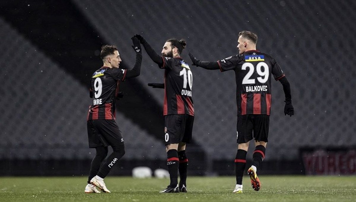 Fatih Karagümrük, Kayserispor'u yendi: Emre Mor 3 golüyle maça damga vurdu