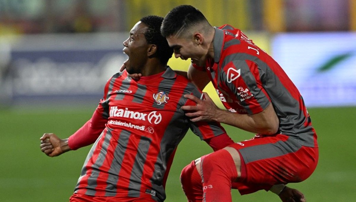 Beşiktaş'ın David Okereke ısrarı (18 Ağustos 2023 transfer haberleri) Beşiktaş'ın David Okereke ısrarı (18 Ağustos 2023 transfer haberleri)
