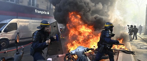 Fransa'da sarı yelekliler yine sokaklarda (23. hafta)