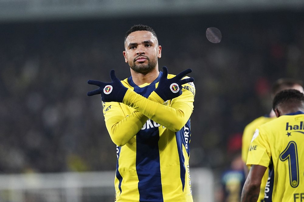 Süper Lig'de zirve takibi: Fenerbahçe 3 puanı 3 golle aldı - 13