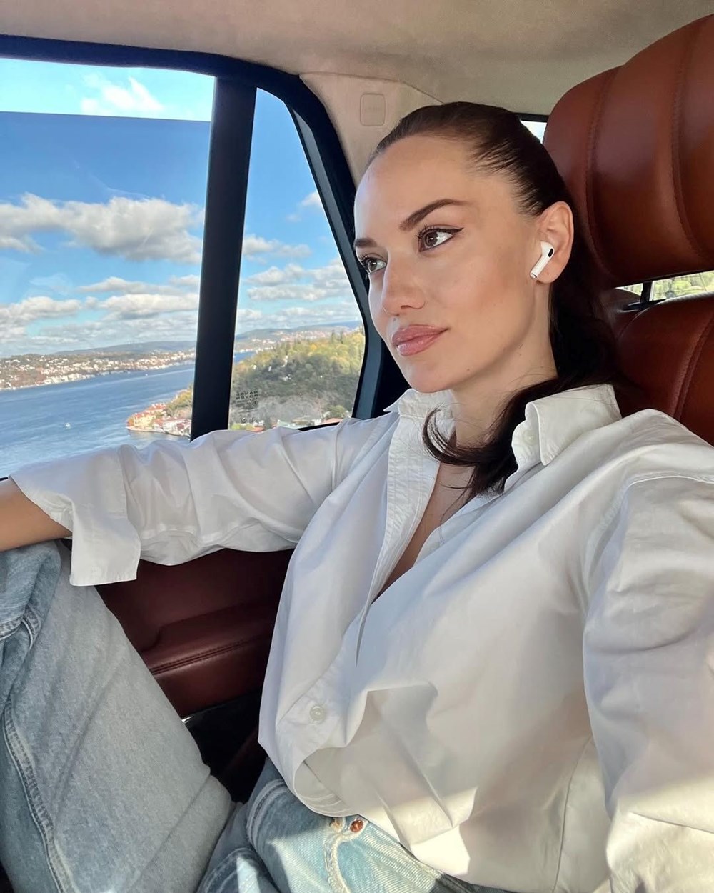 Fahriye Evcen yeni imajını paylaştı - 2
