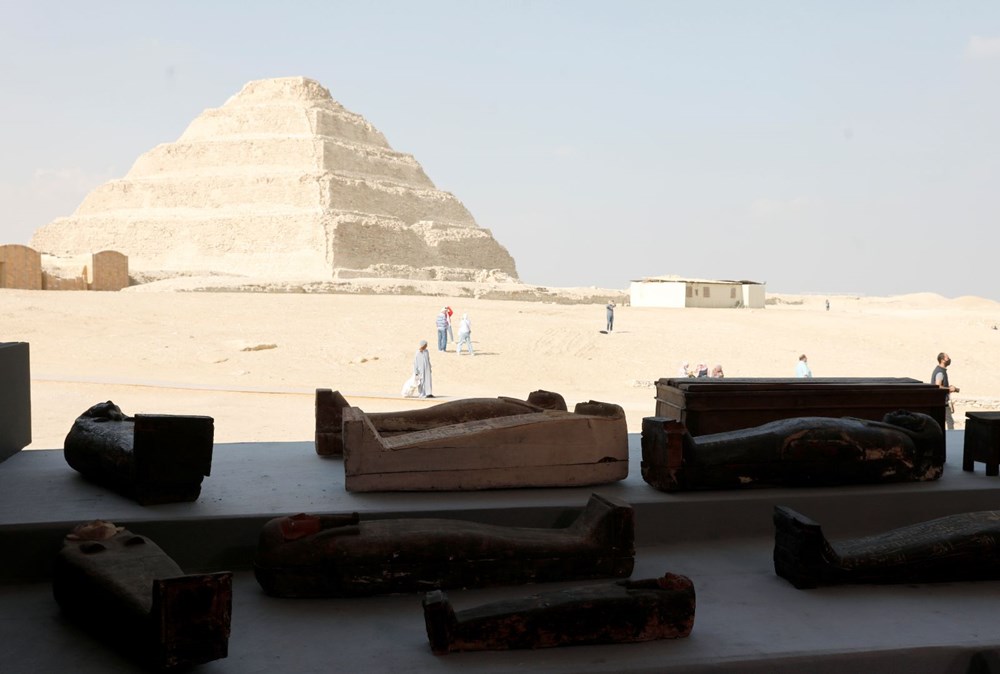 Mısır’da 100’den fazla antik mezar bulundu - 1