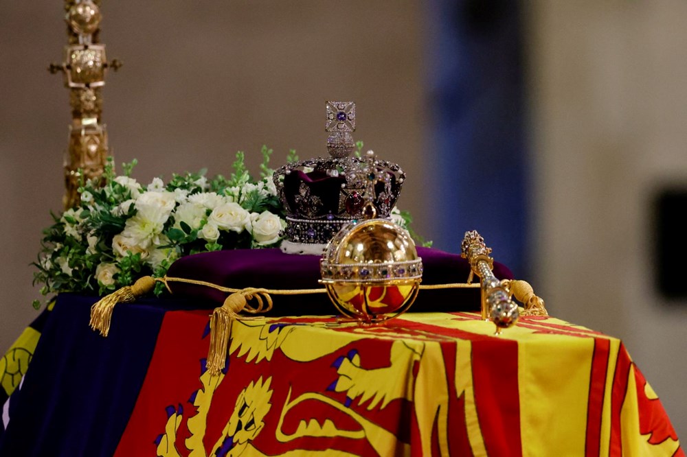 Kraliçe 2. Elizabeth'in naaşı bugün defnedilecek: Liderler cenaze için Londra'da - 9