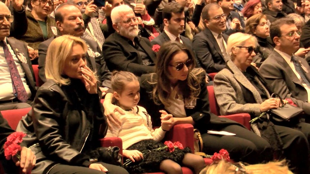 Edip Akbayram'ın Acı Günü: Türkü Akbayram'dan Babasına Yürek Dağlayan Veda 74 74qKQl41lki3 E jlEbQGg