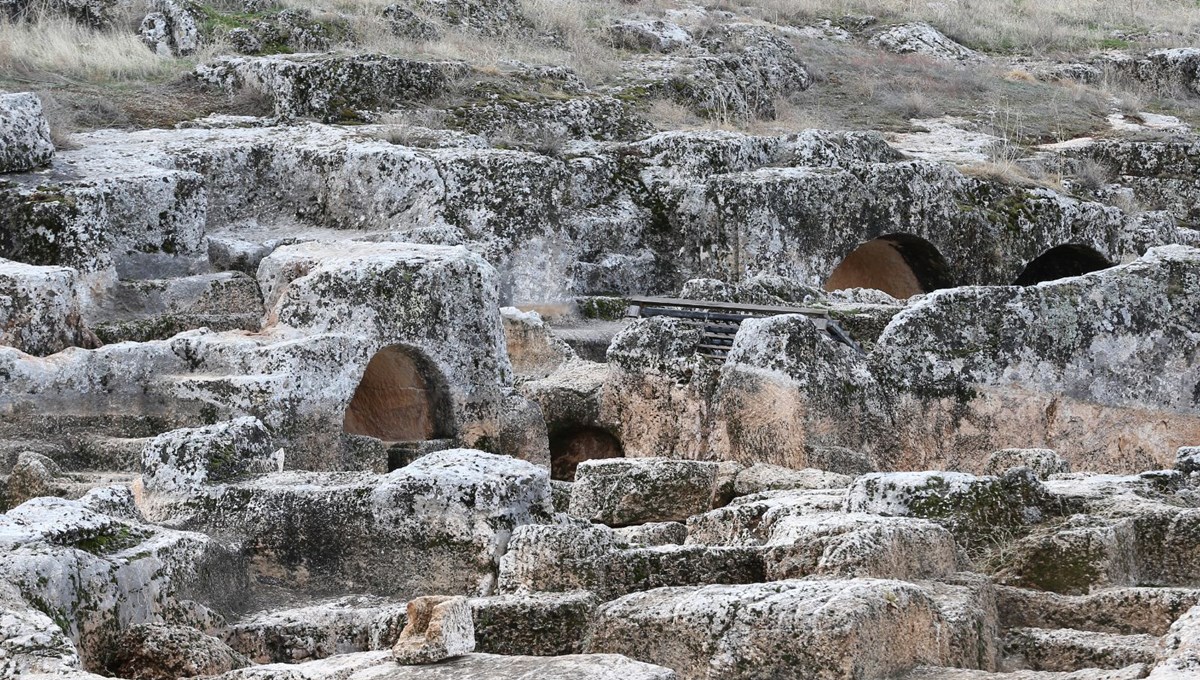 Perre Antik Kenti'nde 1800 yıl önceki üzüm işliği canlandırılacak Perre Antik Kenti'nde 1800 yıl önceki üzüm işliği canlandırılacak