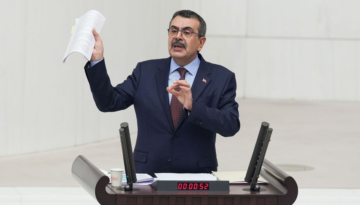 Bütçe görüşmelerinde eğitimde laiklik tartışması Bütçe görüşmelerinde eğitimde laiklik tartışması