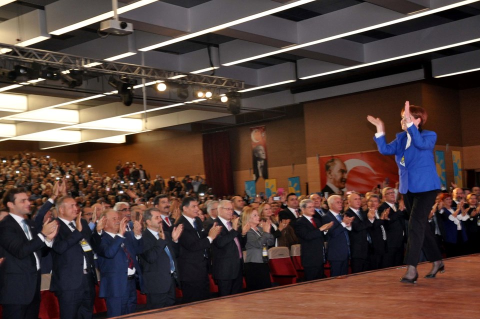 Meral Akşener: Benim cumhurbaşkanı olmamı istiyorlar (İyi Parti kuruldu) - 3