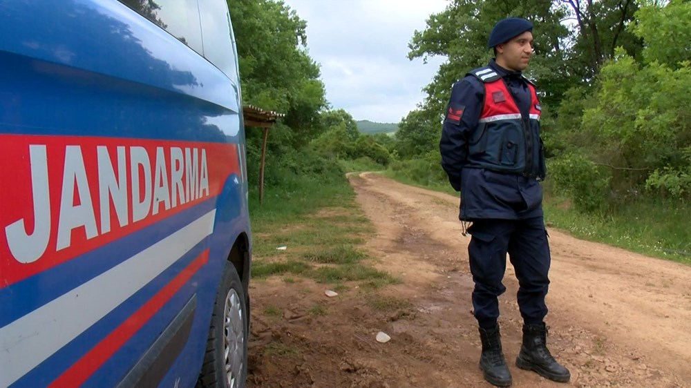 Alan taraması 5'inci günde de devam ediyor: Arama köpeği kafatası parçası buldu - 8
