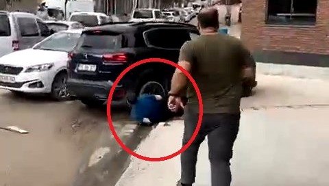 Tartıştığı kişiyi cipiyle ezdi