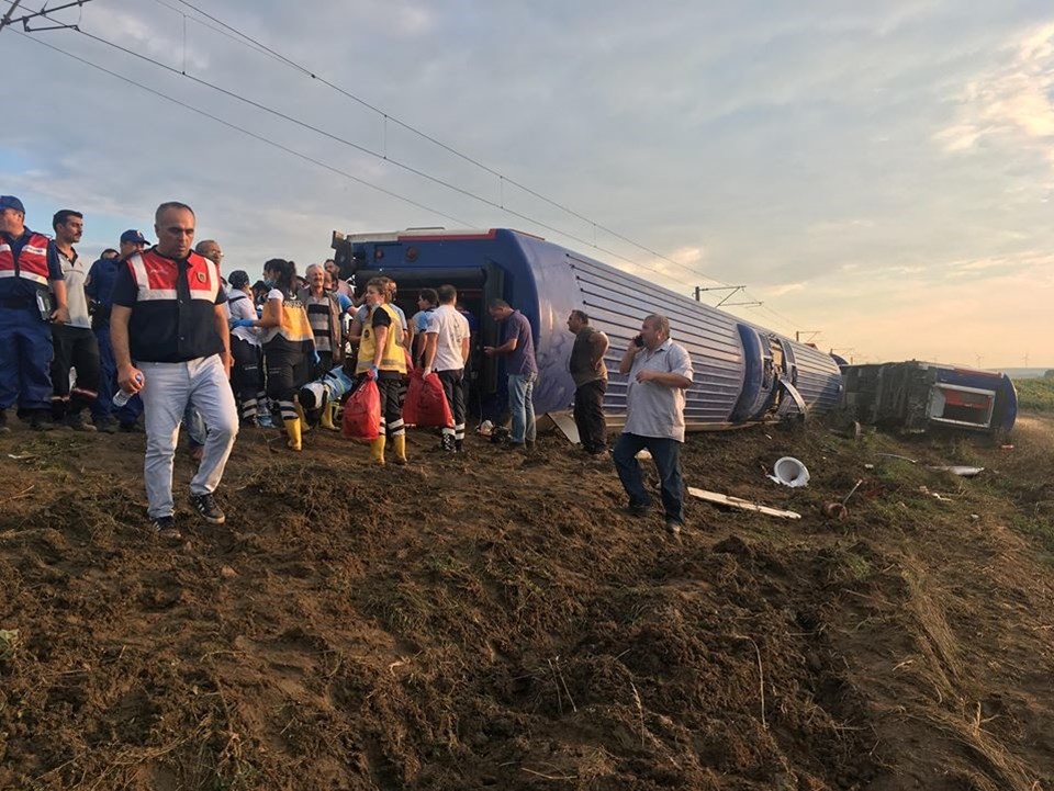 Tekirdağ Çorlu’da yolcu treni kazası - 2