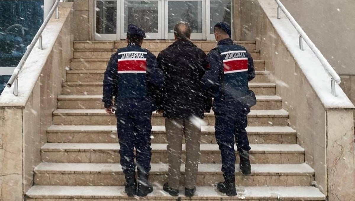 Samsun'da firari FETÖ hükümlüsü eski hakim yakalandı Samsun'da firari FETÖ hükümlüsü eski hakim yakalandı