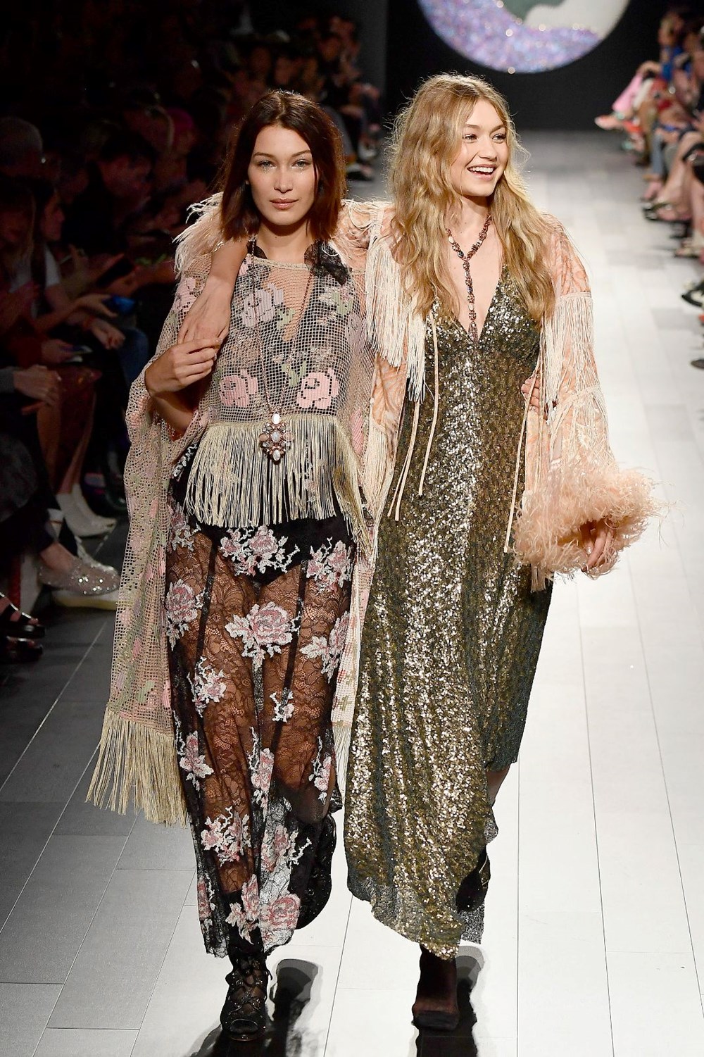 Gigi Hadid ve Bella Hadid'in gizli kardeşleri ortaya çıktı: İşte Aydan Nix - 5