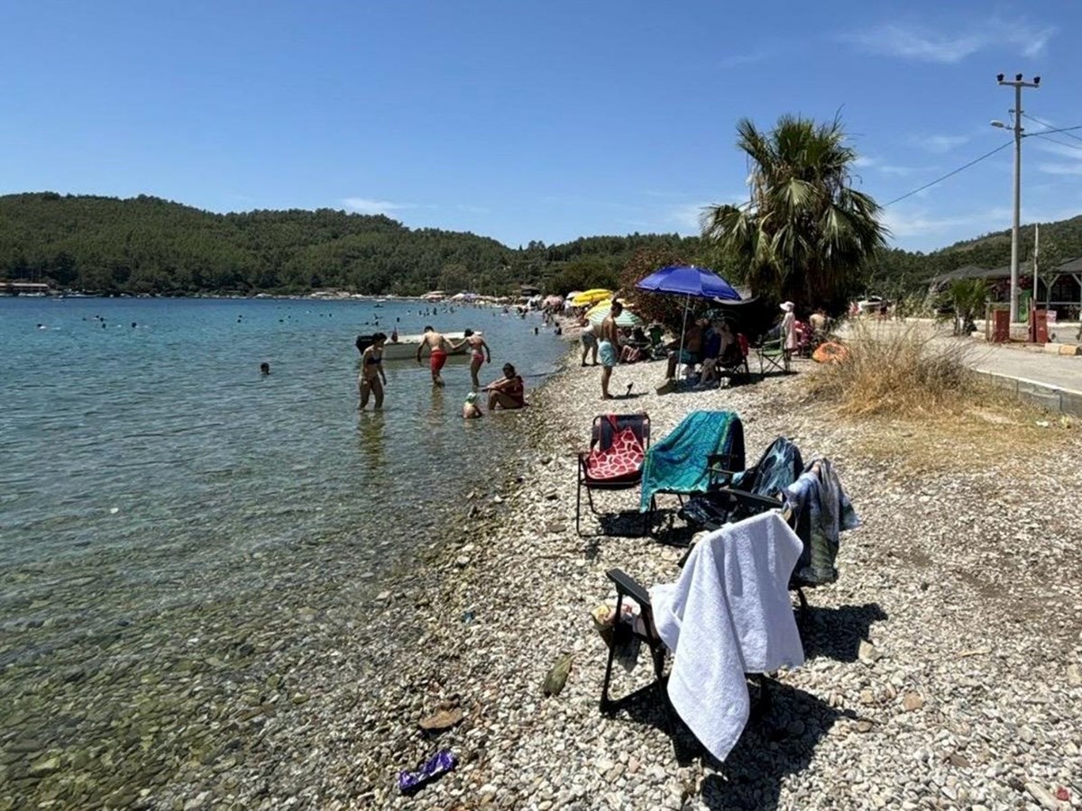 Akbük sahili halka açıldı: Bir tek otopark için ücret alınacak