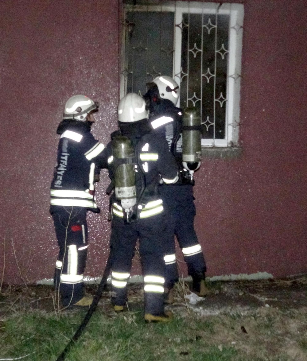 Eşi boşanma davası açtı diye konutu ateşe verdi 73 79pT Q96WEinMkeiqpKleA