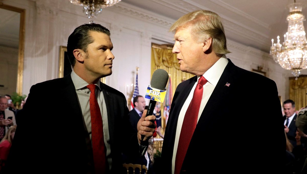 Trump'ın kabinesinde yeni skandal: Ünlü ismin annesinden istismar iddiası! Trump'ın kabinesinde yeni skandal: Ünlü ismin annesinden istismar iddiası!