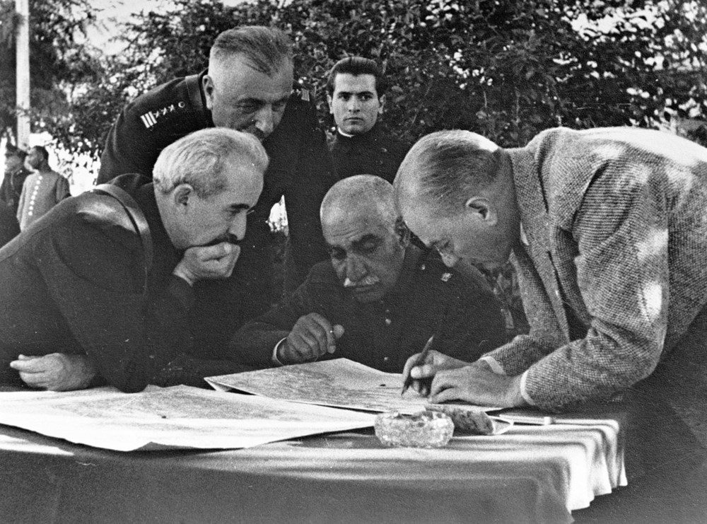 Mustafa Kemal Atatürk'ün ebediyete intikalinin 83. yılı (10 Kasım 1938) - 15