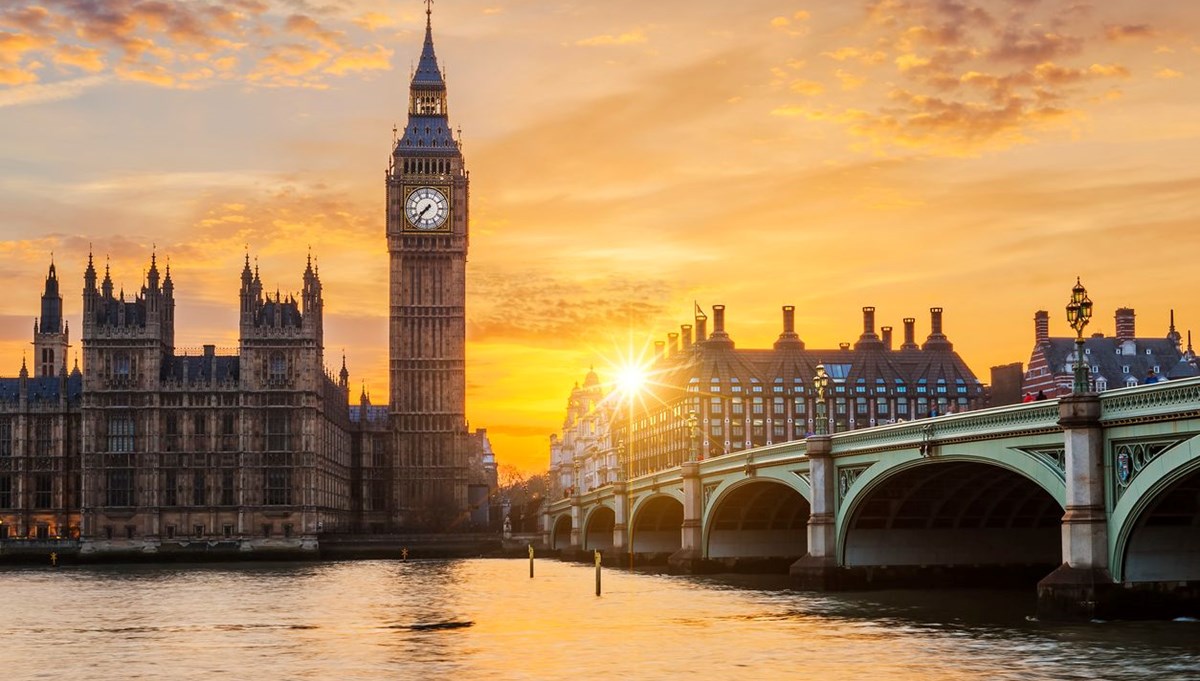 İngiltere’de Big Ben saat kulesi yeniden açıldı