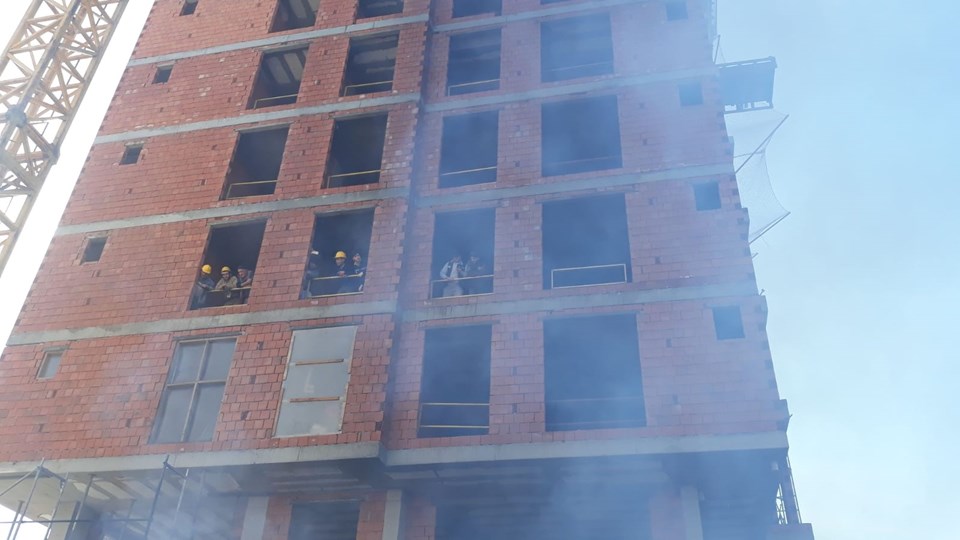 Ümraniye'de inşaatta yangın paniği - 3