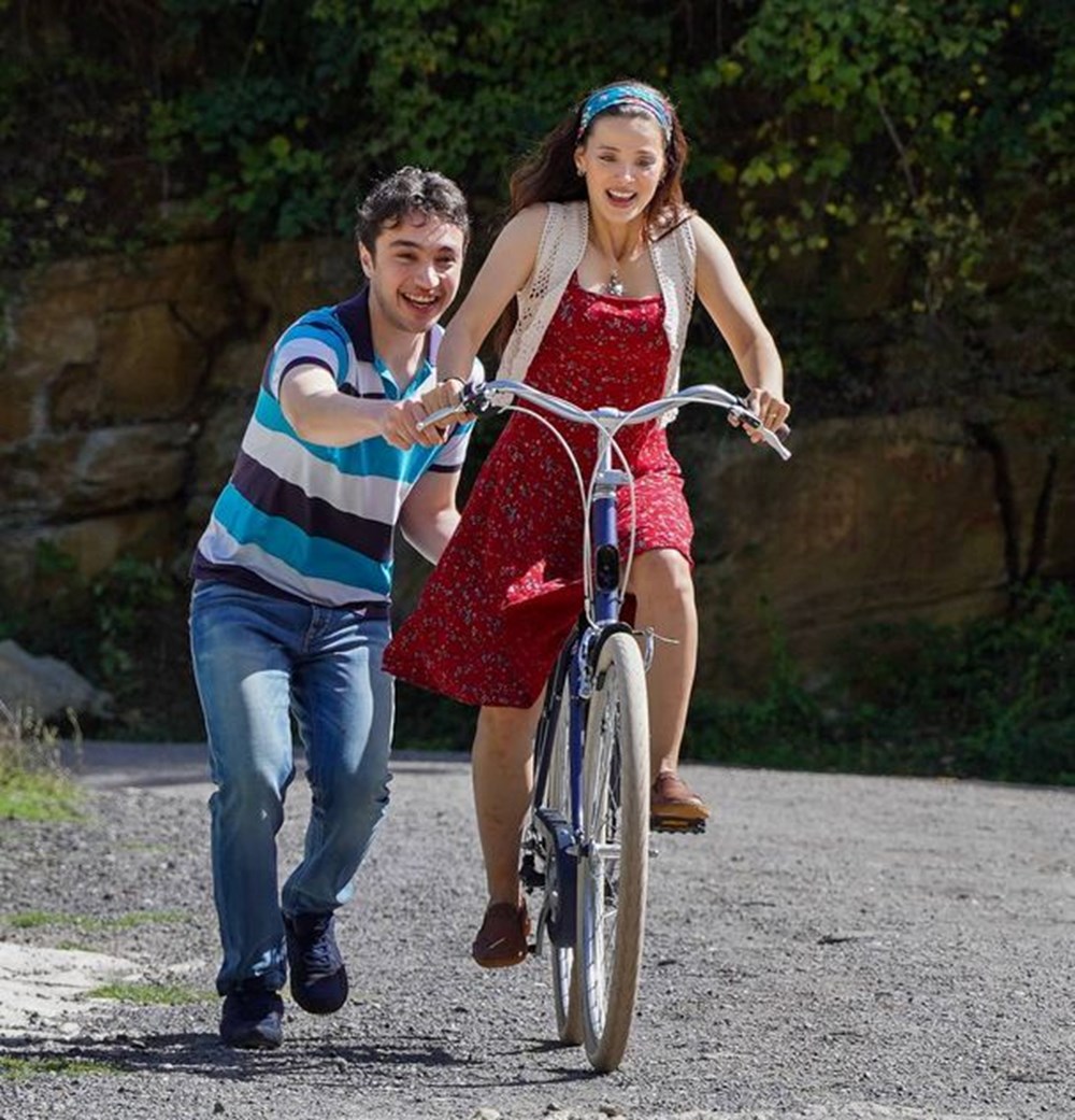 Leyla Tanlar ile Burak Dakak aşklarını ilan etti - 3