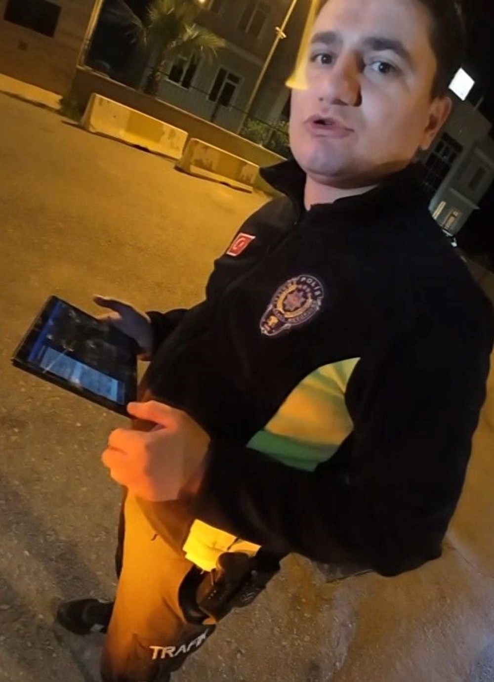 Polisten motosikletli öğretmene yürek dağlayan uyarı: Benim gibi cayır cayır yanmayın! 73