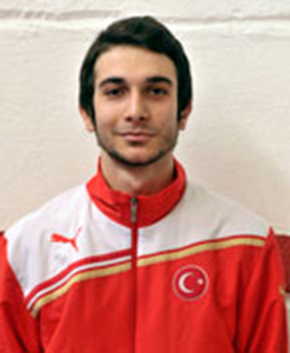 Türk sporcu müsabaka esnasında öldü - 1