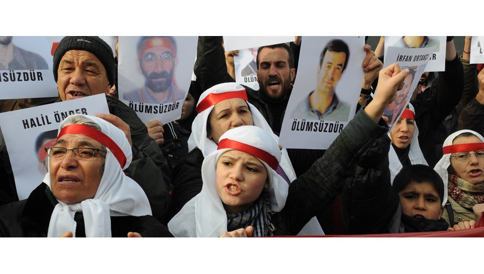 'Hayata Dönüş Operasyonu'na protesto