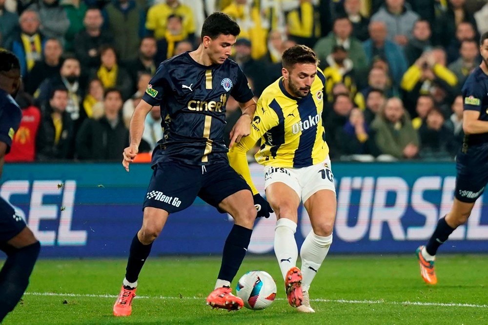 Süper Lig'de zirve takibi: Fenerbahçe 3 puanı 3 golle aldı - 2