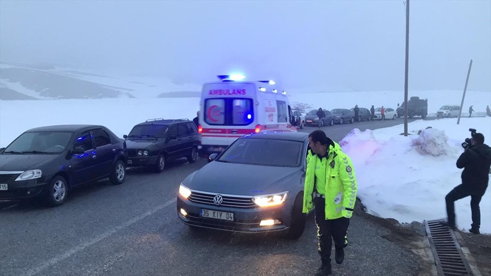 Bitlis Tatvan'da Cougar tipi helikopter düştü: 9 şehit - 14