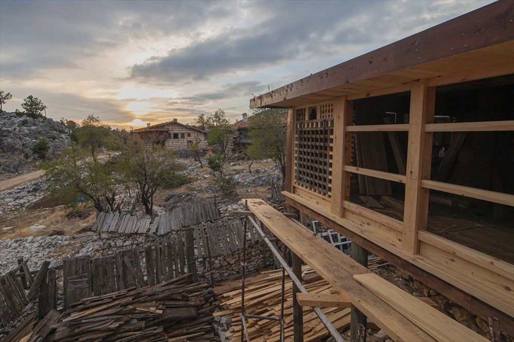 Yıllara meydan okuyan tarihi 'düğmeli evler' turizme kazandırılıyor - 7