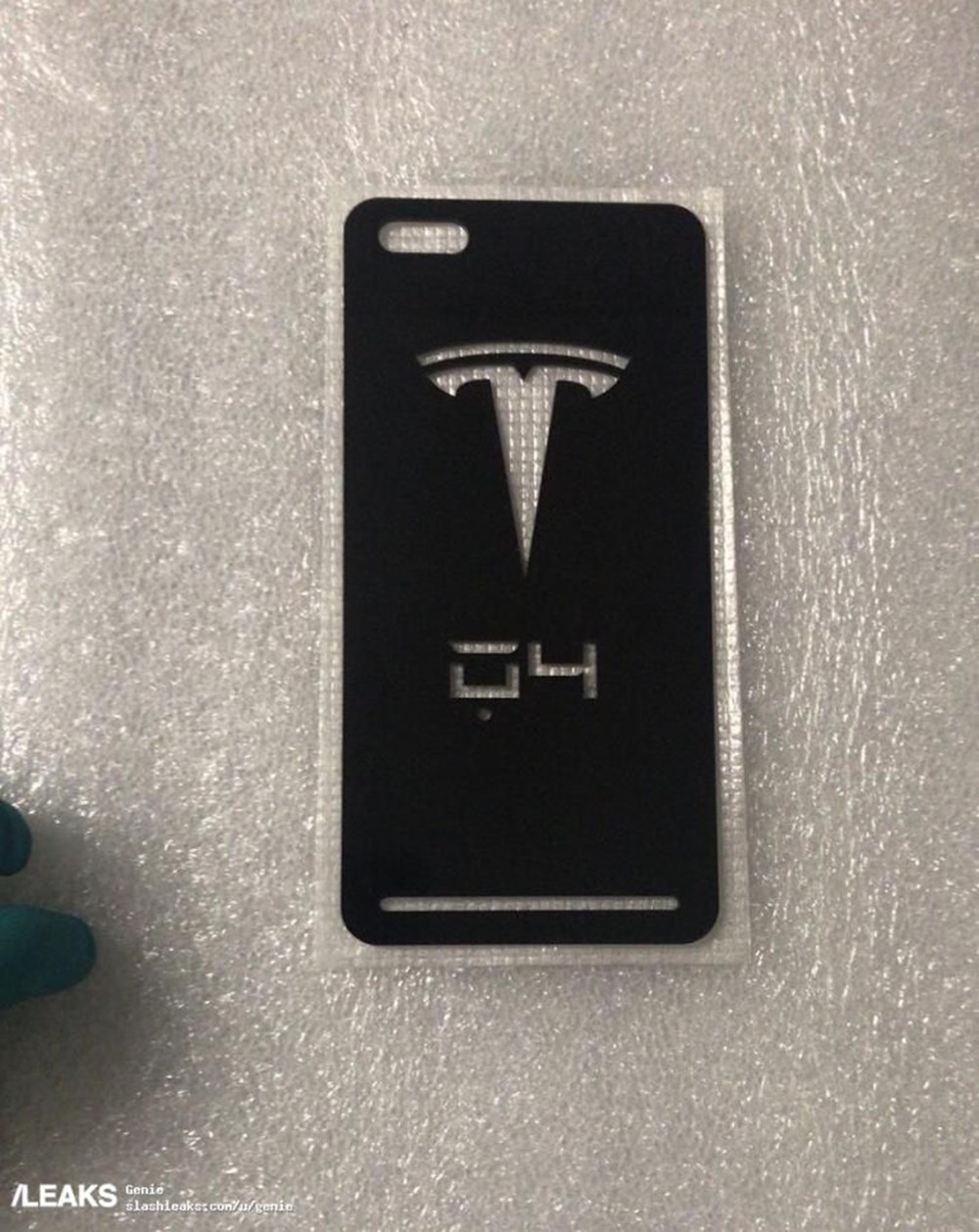 Тесла телефон в россии. Смартфон Tesla Phone. Илон Маск смартфон Тесла. Tesla model Pi смартфон. Теслафон 2022.