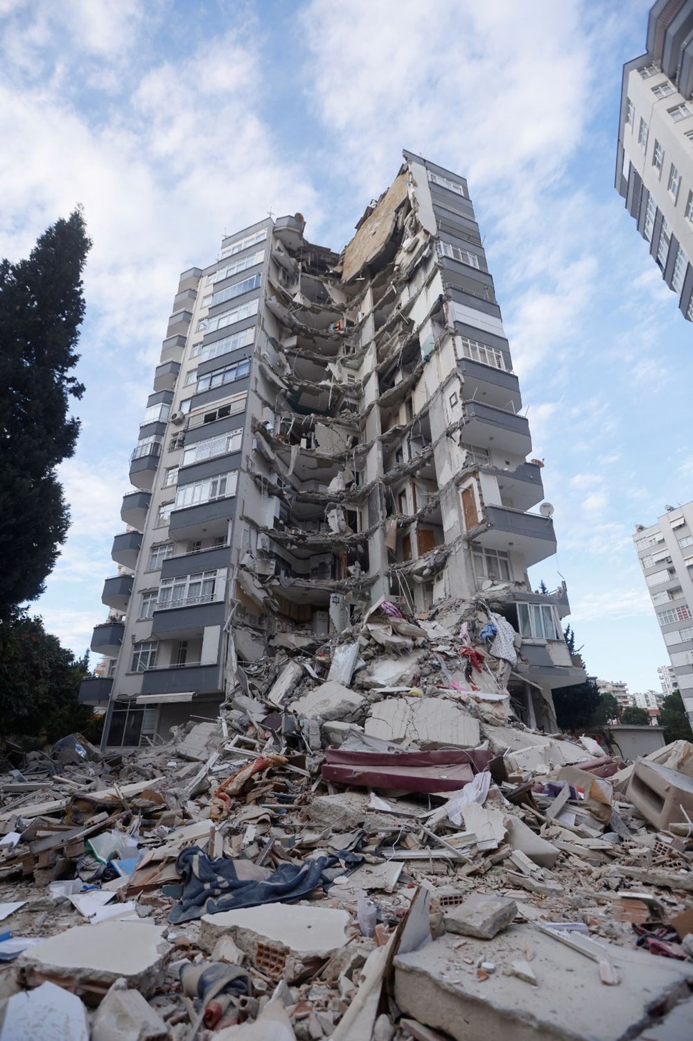Yüzyılın felaketi | Kahramanmaraş merkezli depremlerde can kaybı ve yaralı sayısında son durum - 24