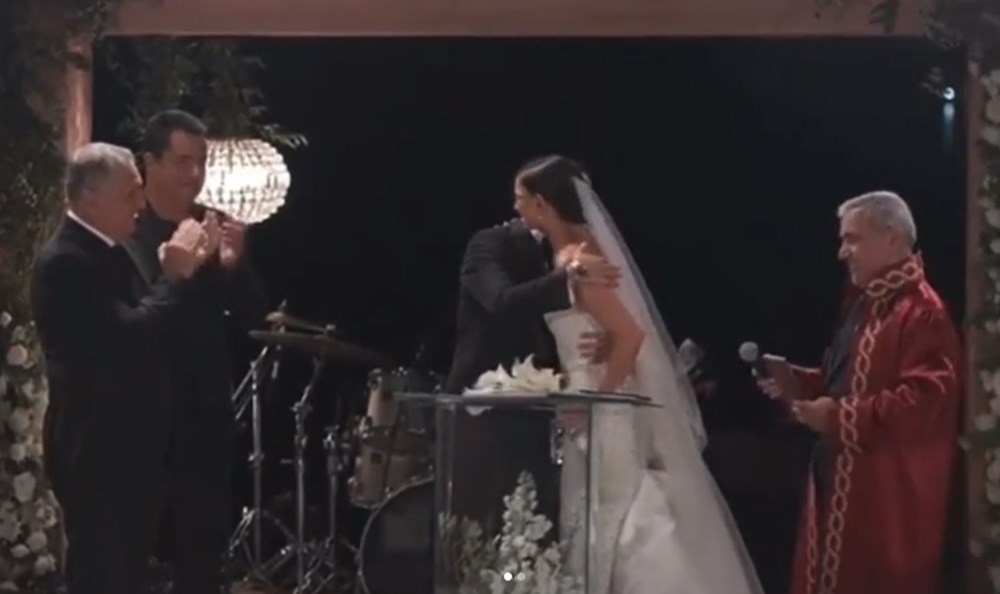 Demet Özdemir ve Oğuzhan Koç'un görkemli düğünü - 4