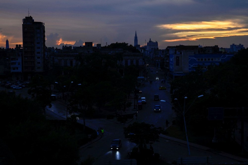 Küba yine karanlığa gömüldü - 6