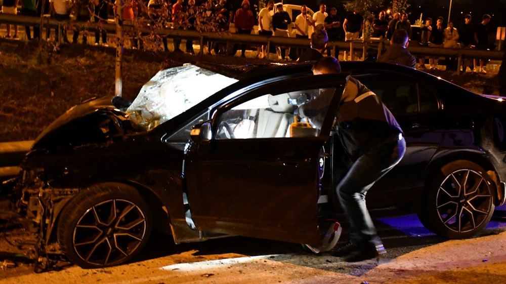 Düzce'de düğün dönüşü kaza: 2 ölü, 11 yaralı - 4