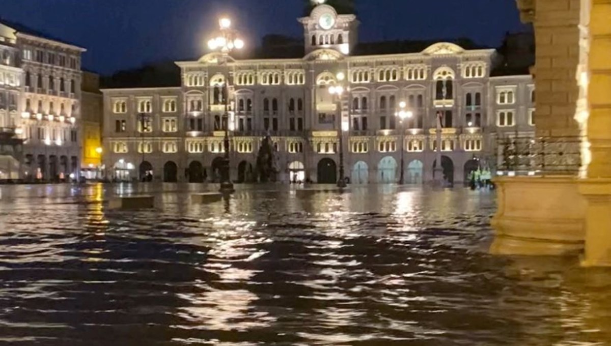 İtalya'nın kuzeyi sular altında kaldı
