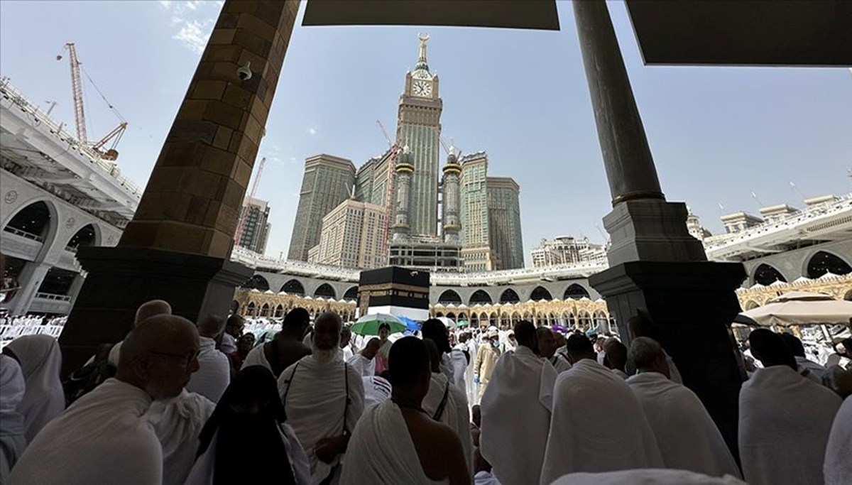 Suudi Arabistan Covid-19 kısıtlamalarının ardından hac mevsimi için hazır Suudi Arabistan Covid-19 kısıtlamalarının ardından hac mevsimi için hazır