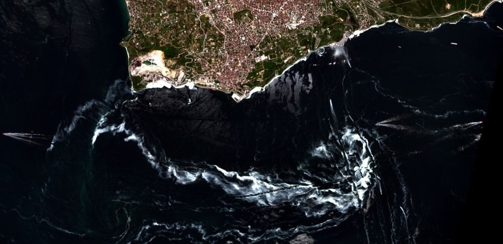 Müsilaj uzaydan böyle görünüyor - 1