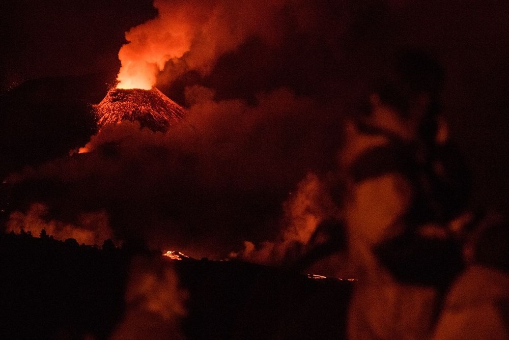 La Palma Adası'nda volkandan çıkan lavlar 33 günde 2 bin 185 binayı kül etti - 12