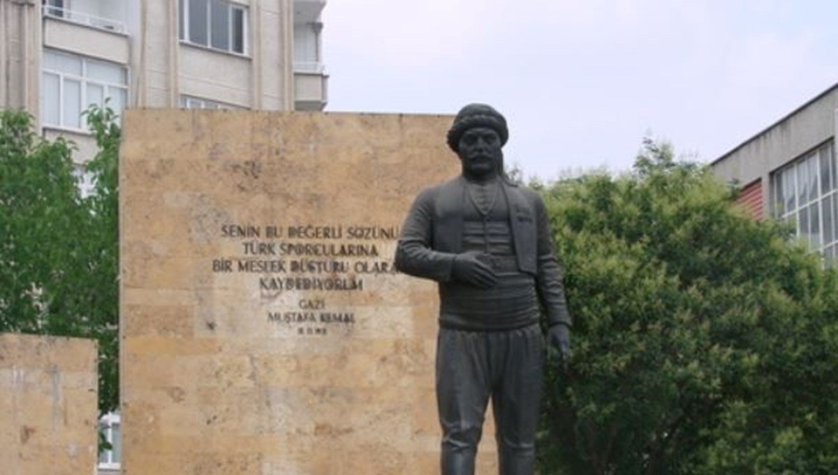 Kurtdereli Mehmet Pehlivan kimdir? Kurtdereli Mehmet Pehlivan kimdir?