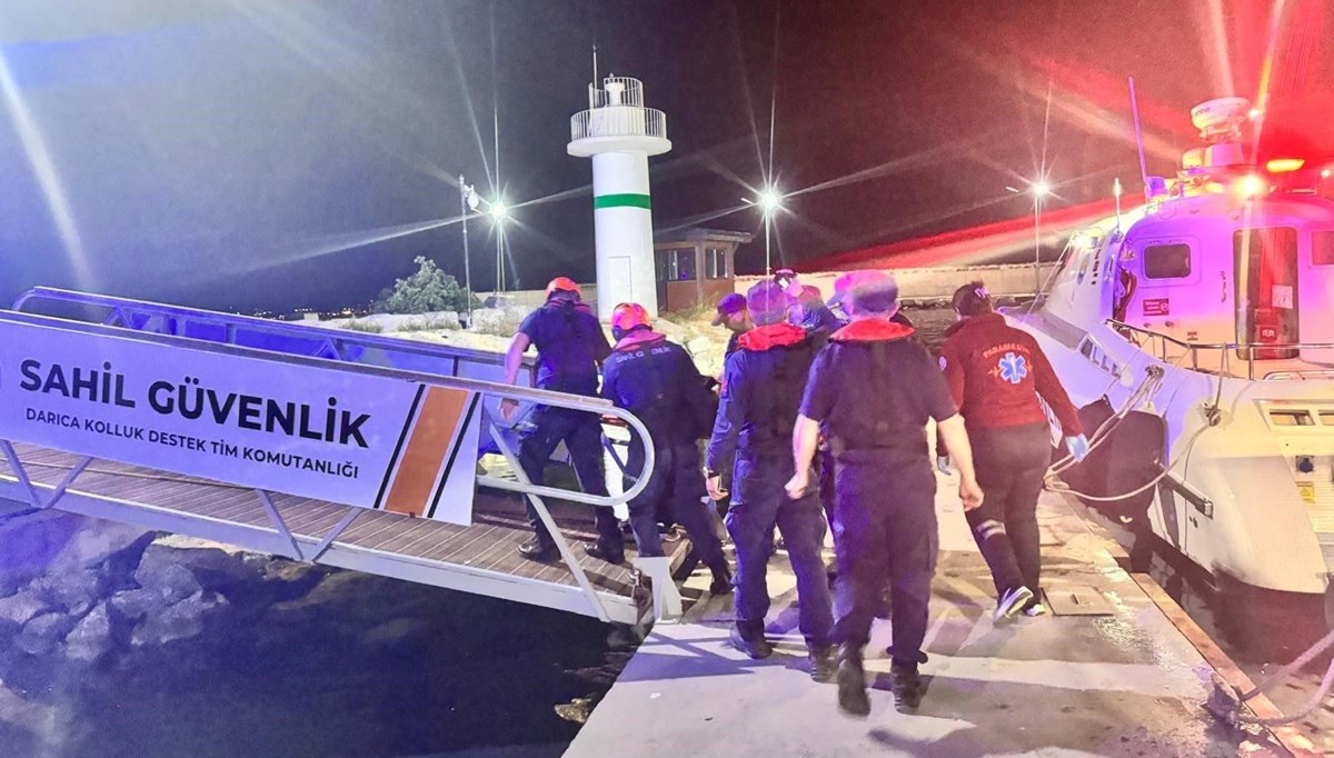 Balık tutarken denize düştü